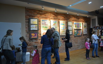 (photo)