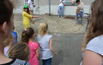  (photo)