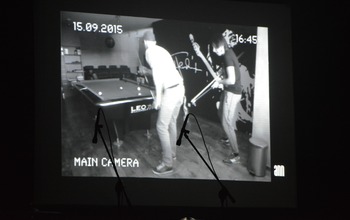  (photo)