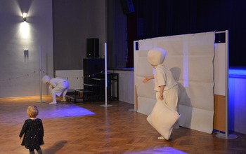  (photo)