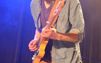  (photo)