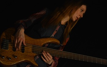  (photo)