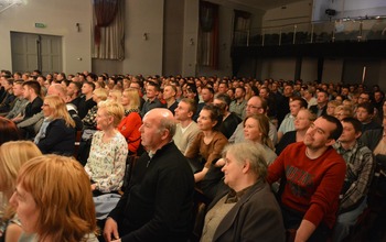  (photo)