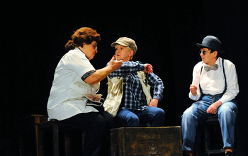  (photo)