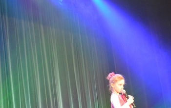  (photo)