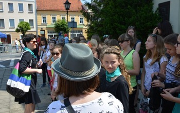  (photo)
