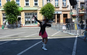  (photo)