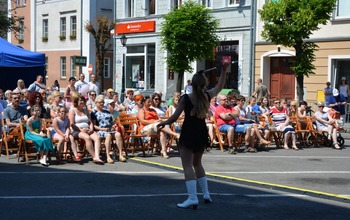  (photo)