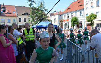  (photo)