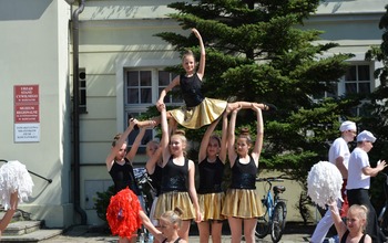  (photo)