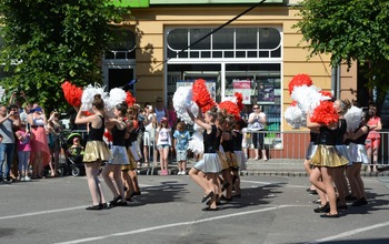  (photo)