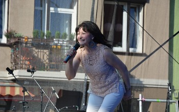  (photo)