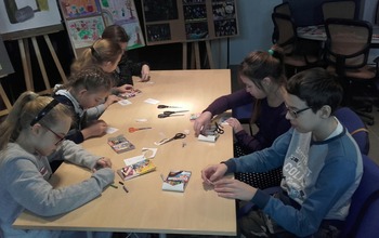  (photo)