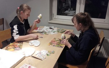  (photo)