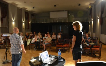 (photo)