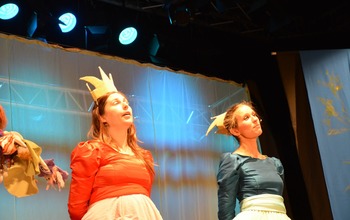  (photo)
