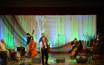 (photo)