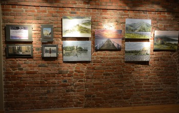  (photo)