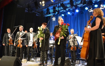 (photo)