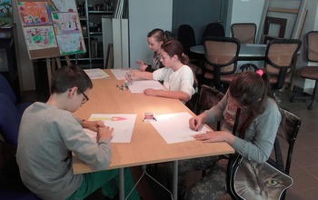  (photo)