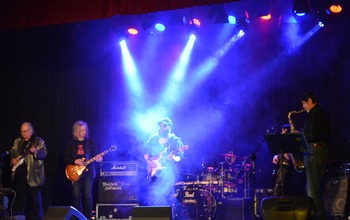 (photo)