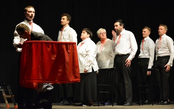  (photo)