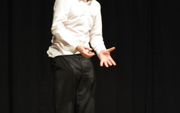  (photo)