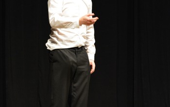  (photo)
