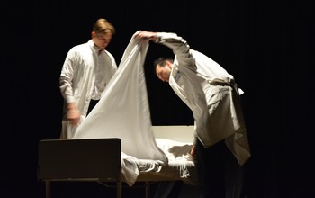  (photo)