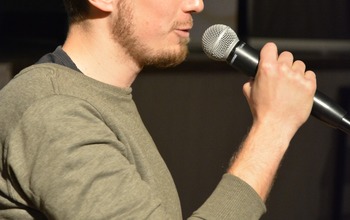  (photo)