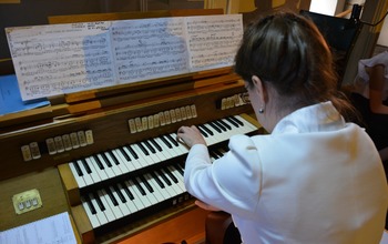  (photo)