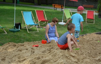  (photo)
