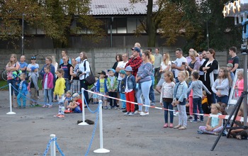  (photo)