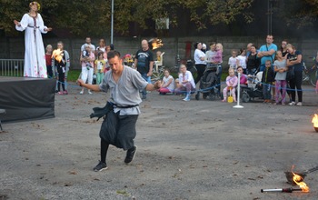  (photo)