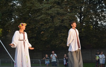  (photo)