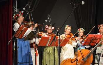  (photo)