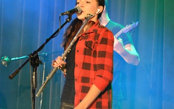  (photo)