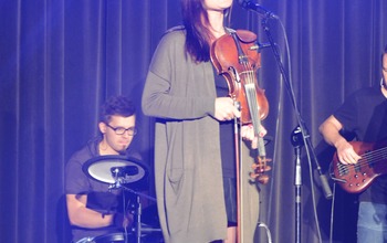  (photo)
