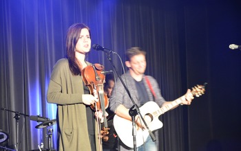  (photo)