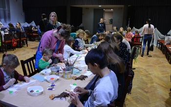 (photo)
