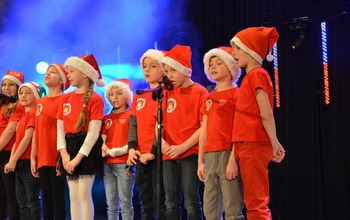  (photo)