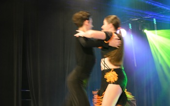  (photo)