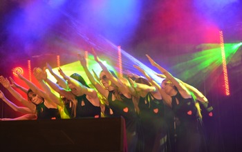  (photo)