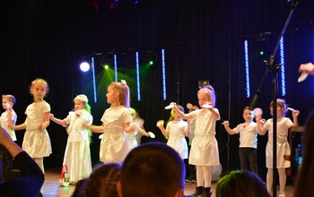  (photo)
