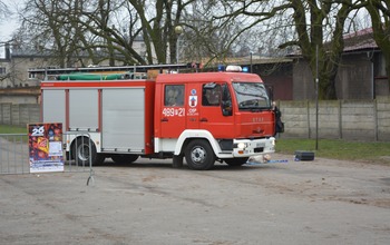  (photo)