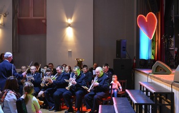  (photo)