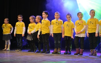  (photo)