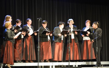  (photo)