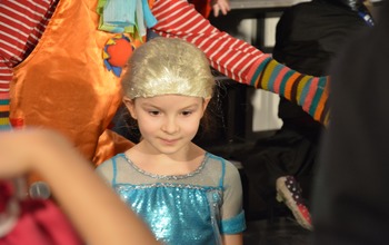  (photo)