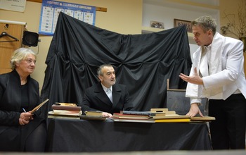  (photo)